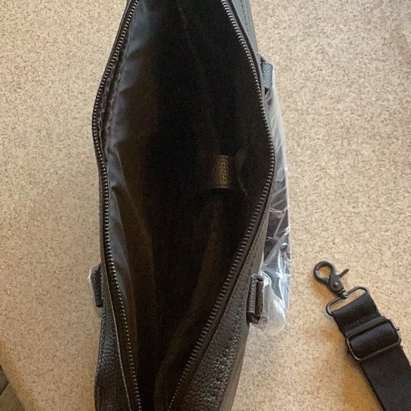 Ralph Lauren Black Messenger Bag NWT - Picture 7 of 8